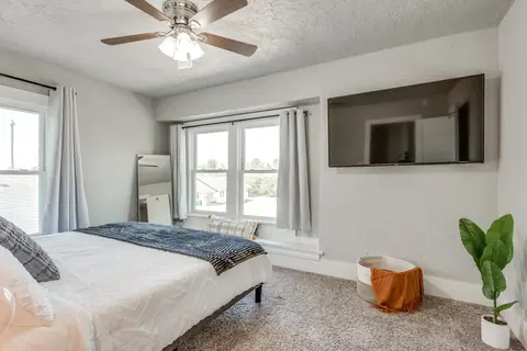 Classen Manor in Oklahoma City — photo 35